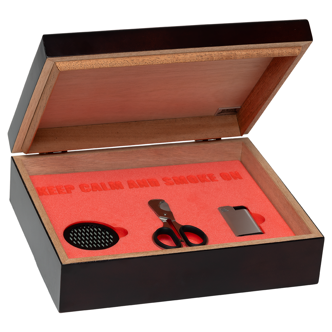 Humidor Supreme 20-Count Traveler Humidor Gift Set with Palió Lighter