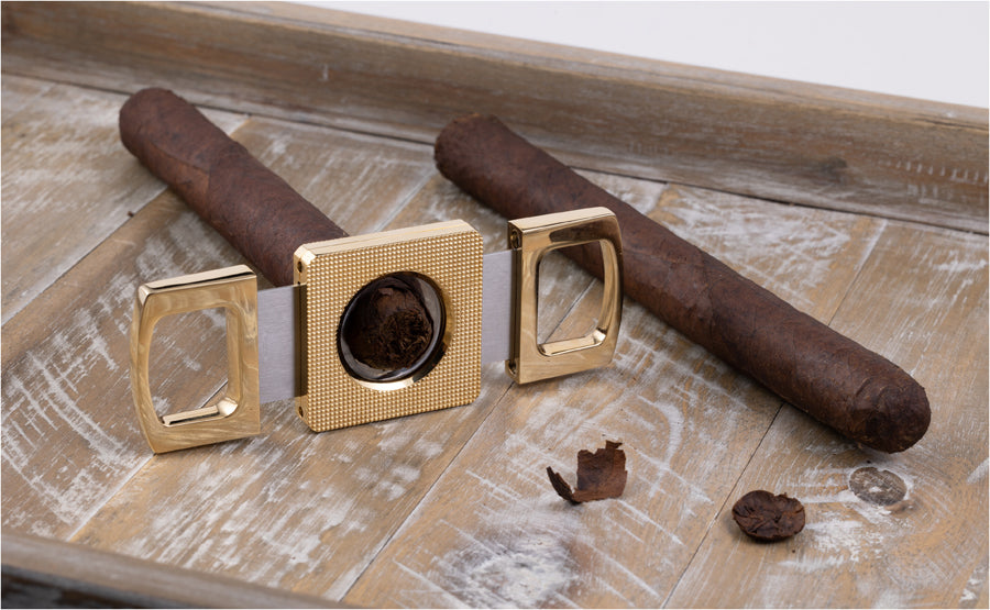 Prestige Etched Body Gold Guillotine Cigar Cutter